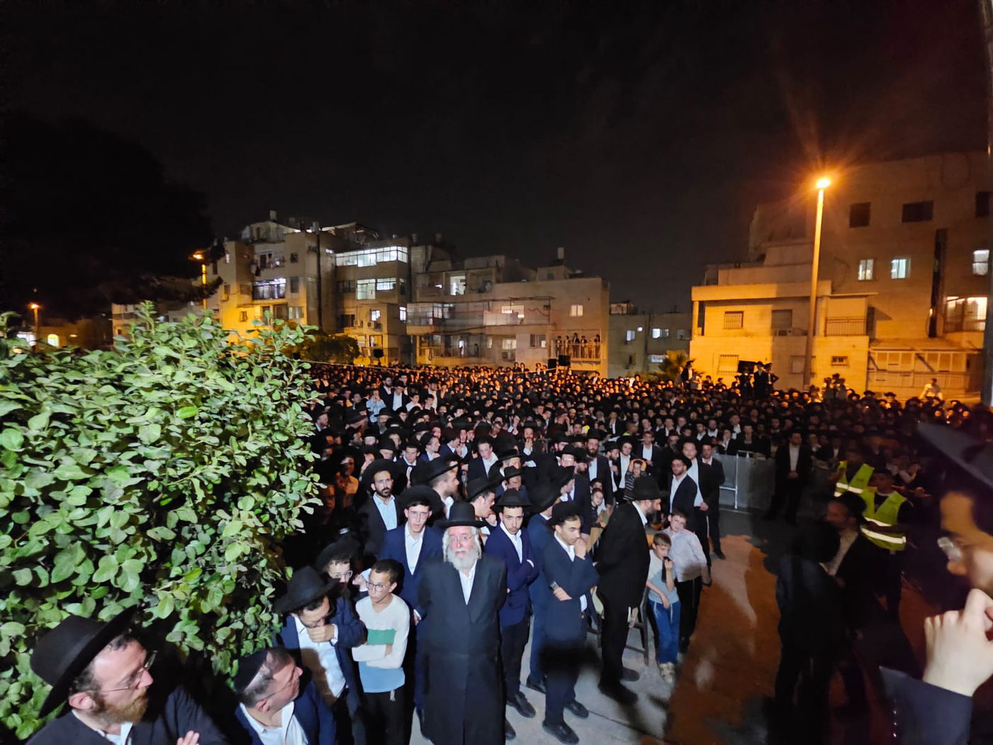 מסע הלוויית הגרב"ש דויטש זצ"ל - בירושלים