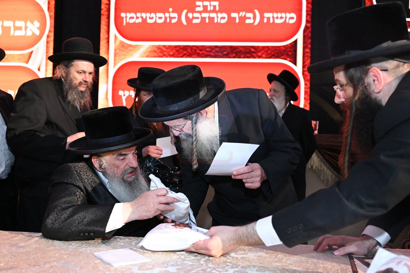 הדינר היוקרתי בלעלוב