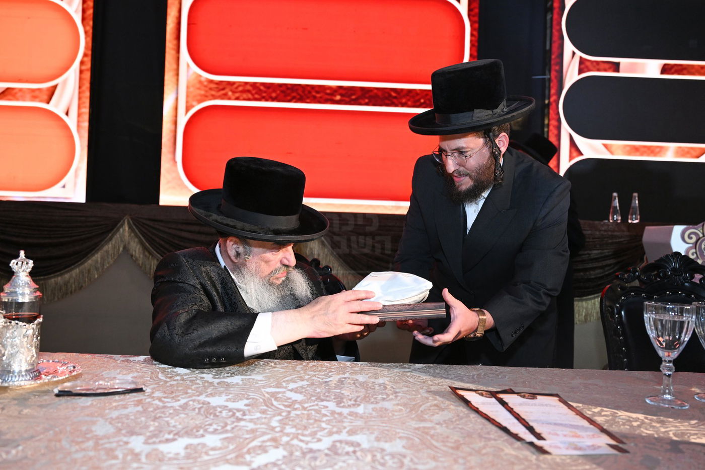 הדינר היוקרתי בלעלוב