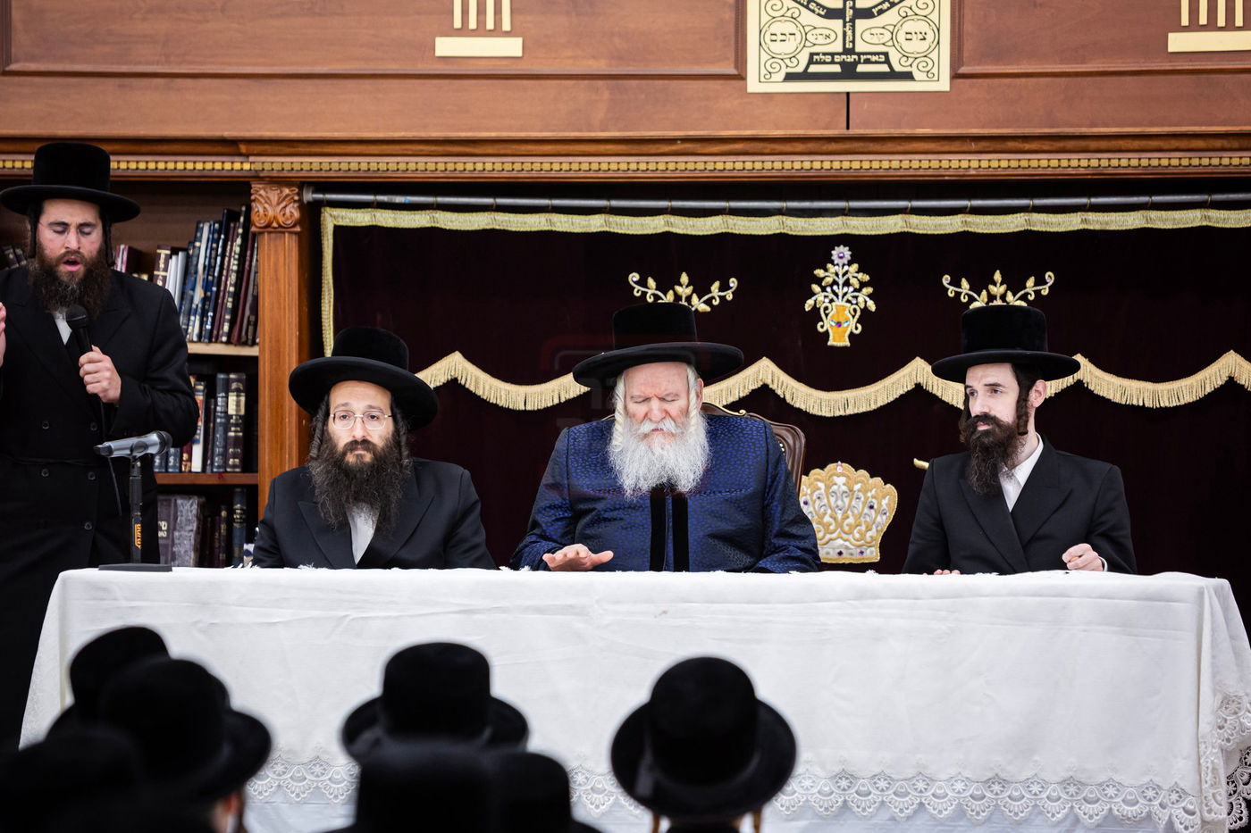 האדמו"ר מבאבוב בביקור במחנה שלווה בקאנטרי