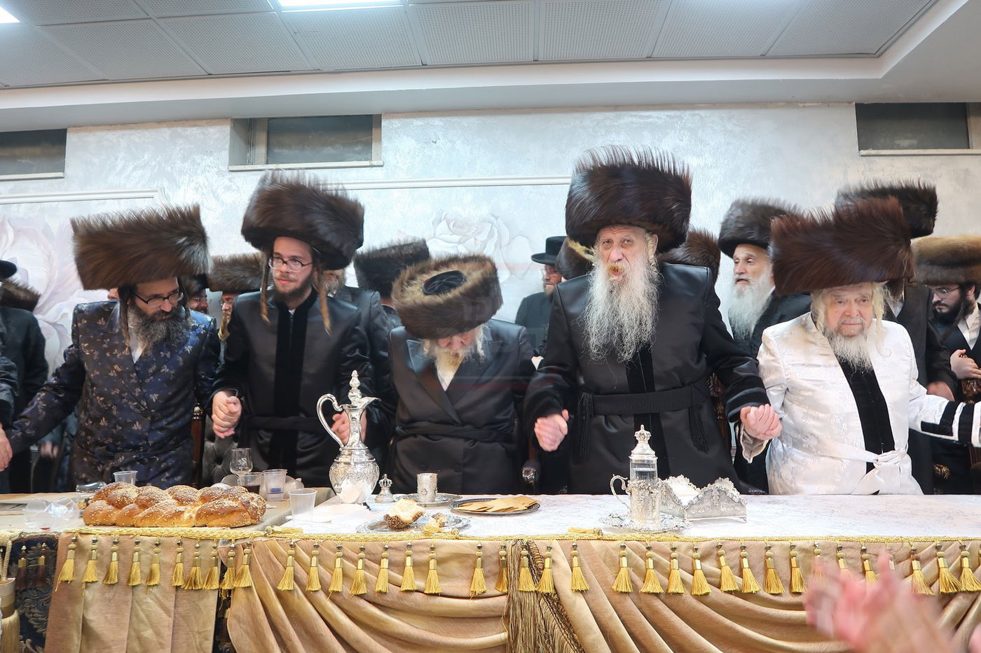 שמחת בית טשארנאביל - קרעטשניף סיגעט - טשערנאוויץ