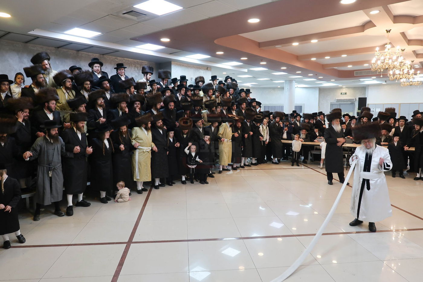 שמחת בית טשארנאביל - קרעטשניף סיגעט - טשערנאוויץ