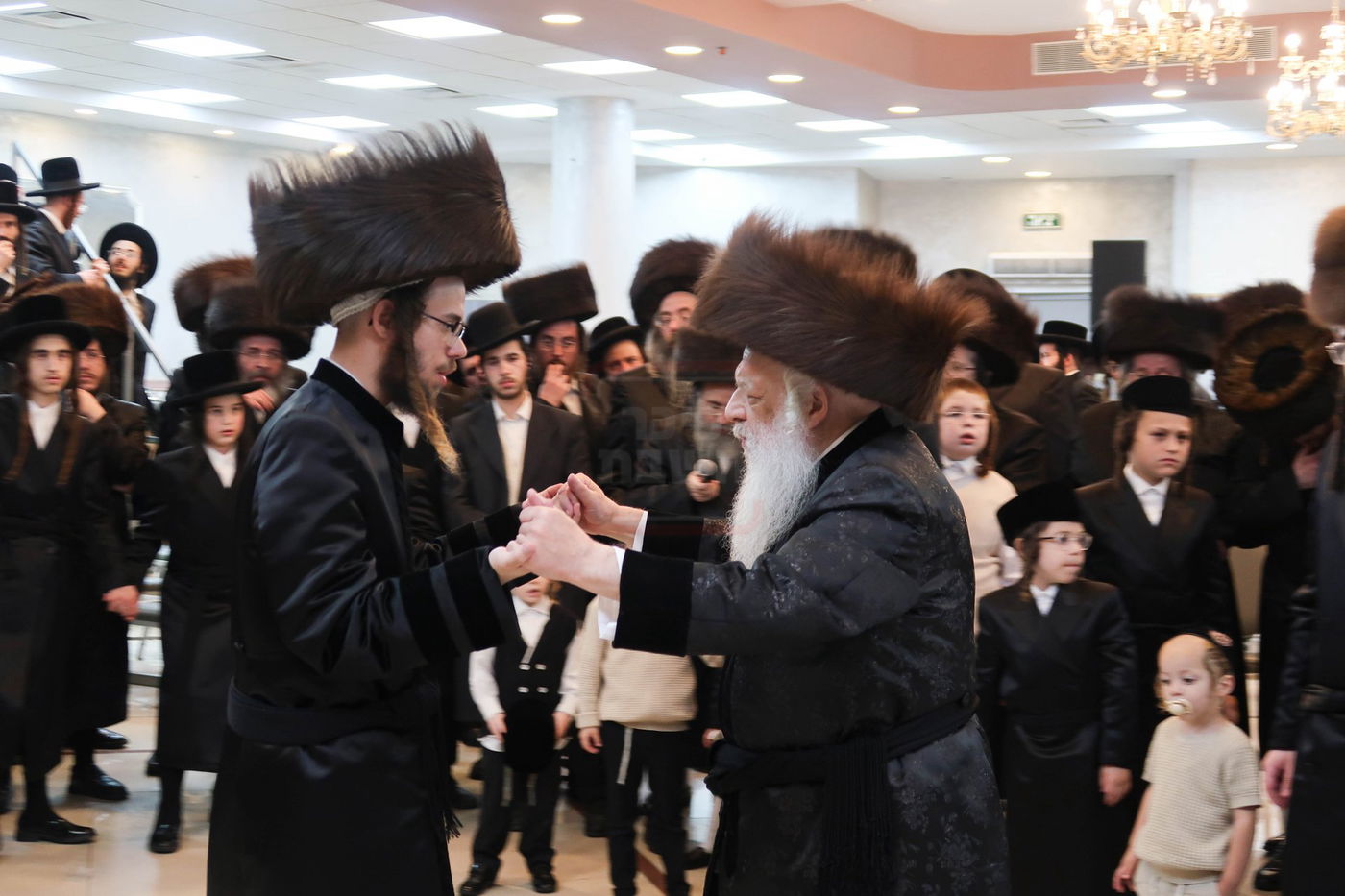 שמחת בית טשארנאביל - קרעטשניף סיגעט - טשערנאוויץ