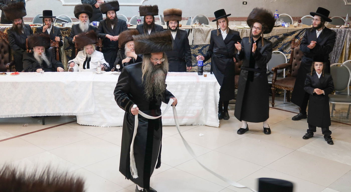 שמחת בית טשארנאביל - קרעטשניף סיגעט - טשערנאוויץ