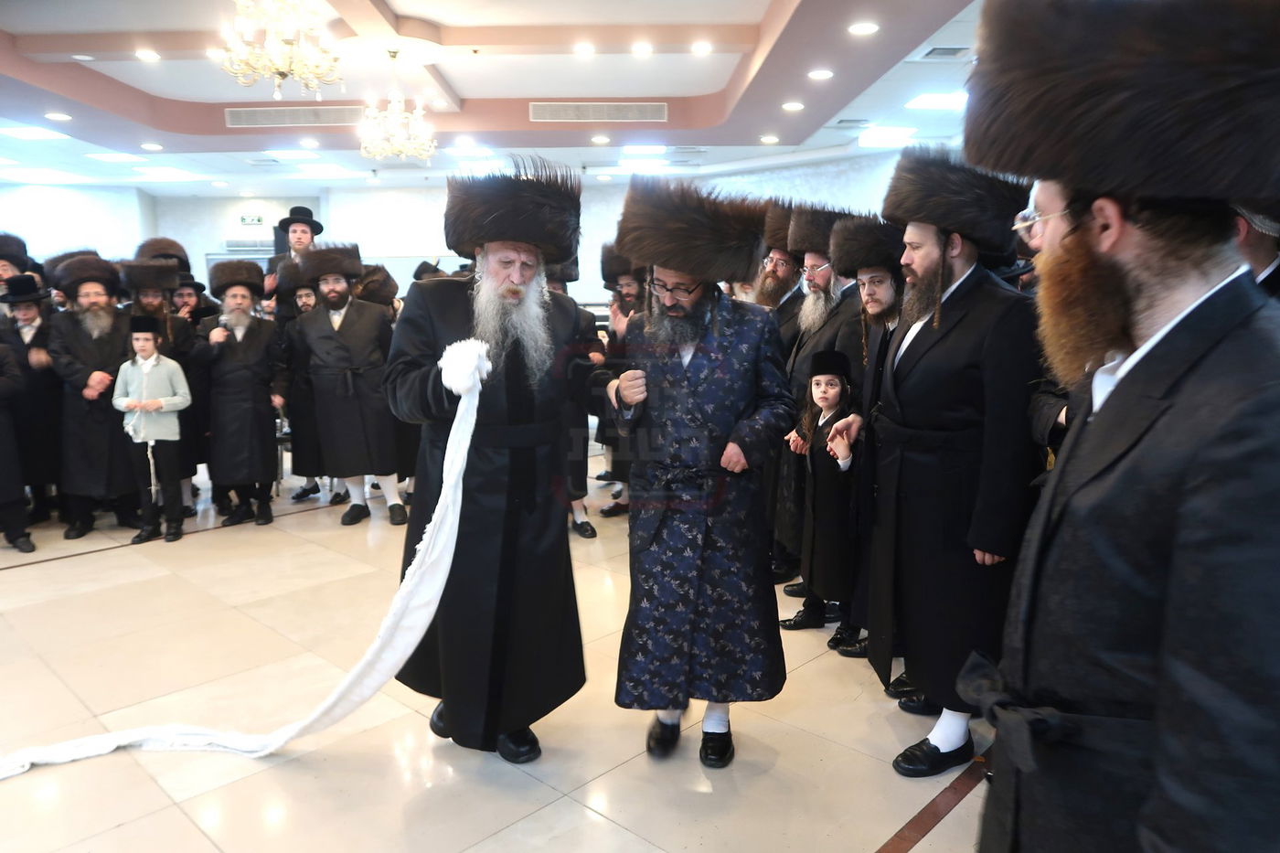 שמחת בית טשארנאביל - קרעטשניף סיגעט - טשערנאוויץ