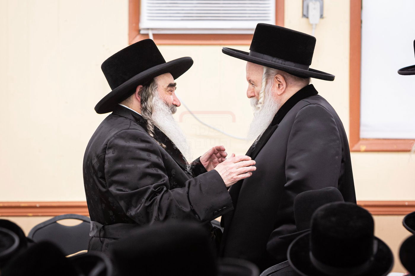 האדמו"ר מבאבוב בביקור במחנה שלווה בקאנטרי