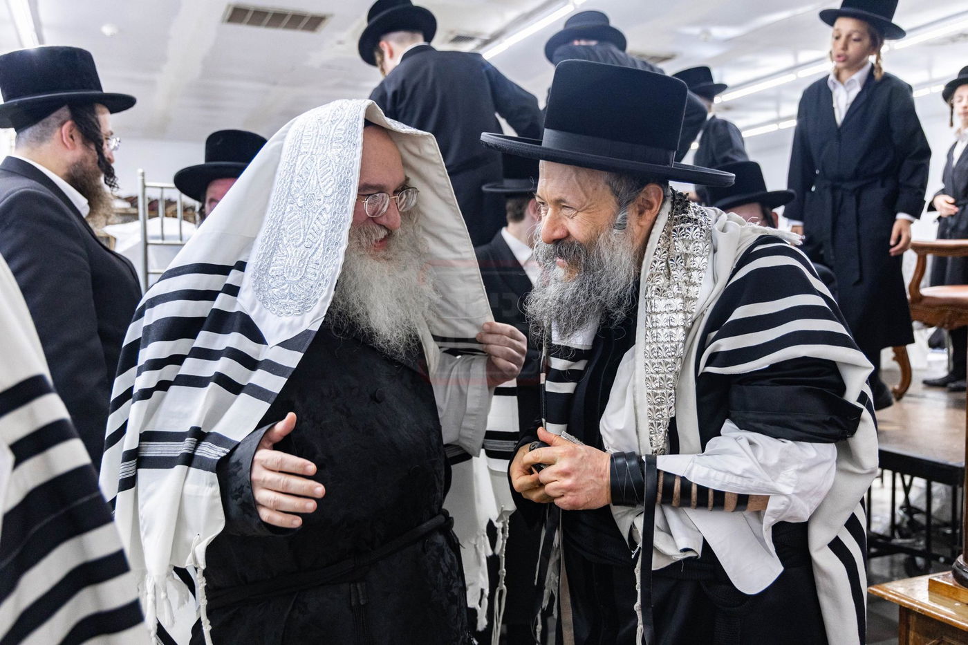 האדמו"ר מבאבוב 45 בביקור במחנה הקיץ של החסידות בקאנטרי