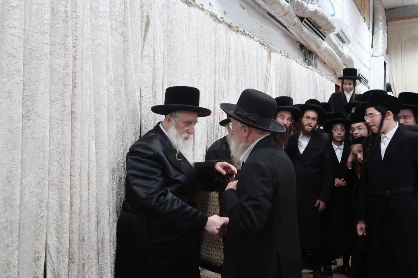 הילולא קדישא במחנובקא בעלזא