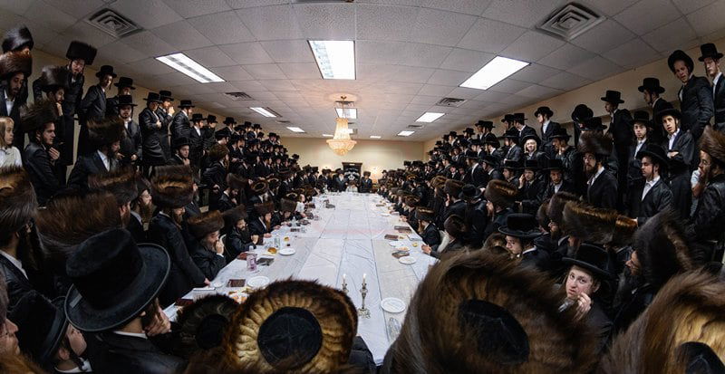 האדמו"ר מצאנז קלויזנבורג בקאנטרי