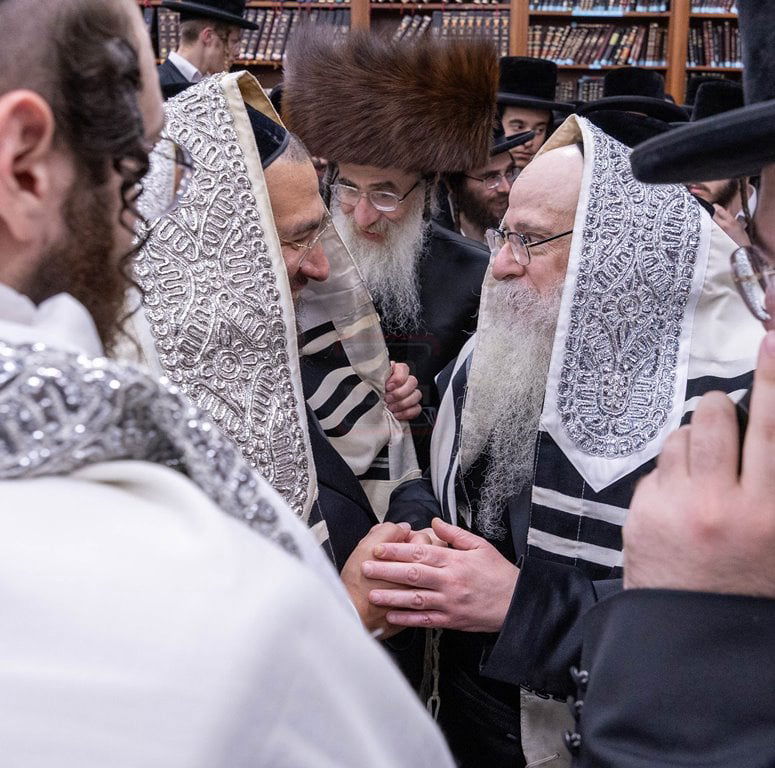 האדמו"ר מצאנז קלויזנבורג בקאנטרי