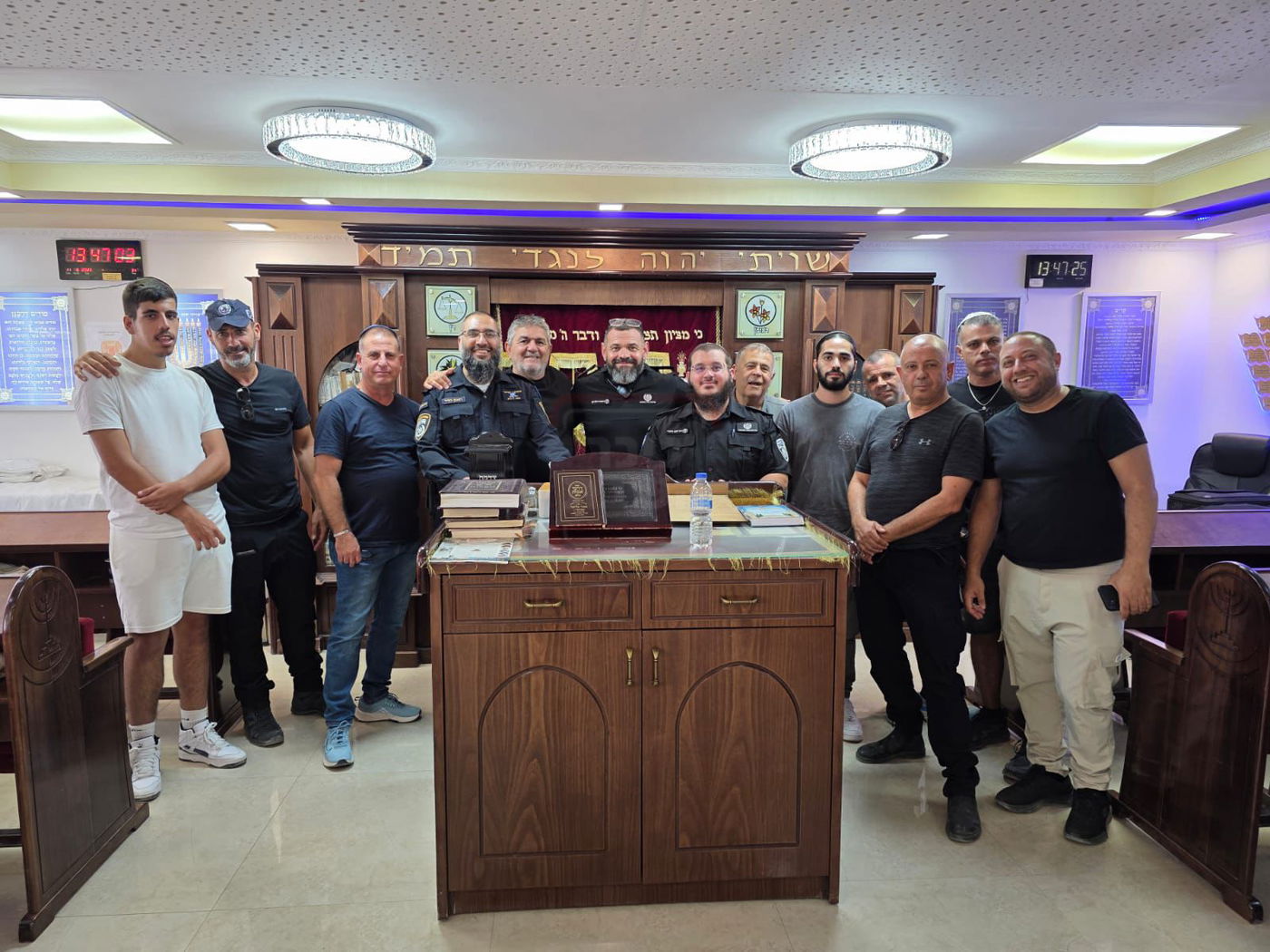 זופניק בכיכר | כל התמונות, הנייעס והחשיפות של בין הזמנים