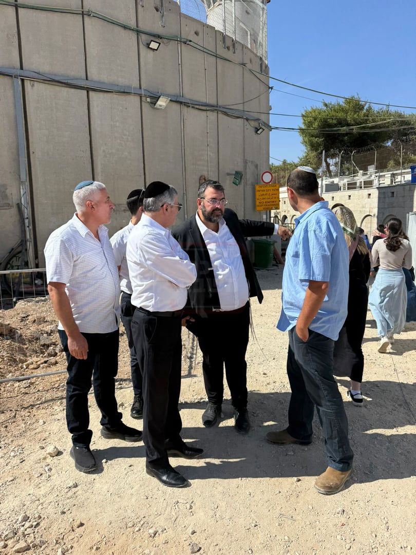 זופניק בכיכר | כל התמונות, הנייעס והחשיפות של בין הזמנים