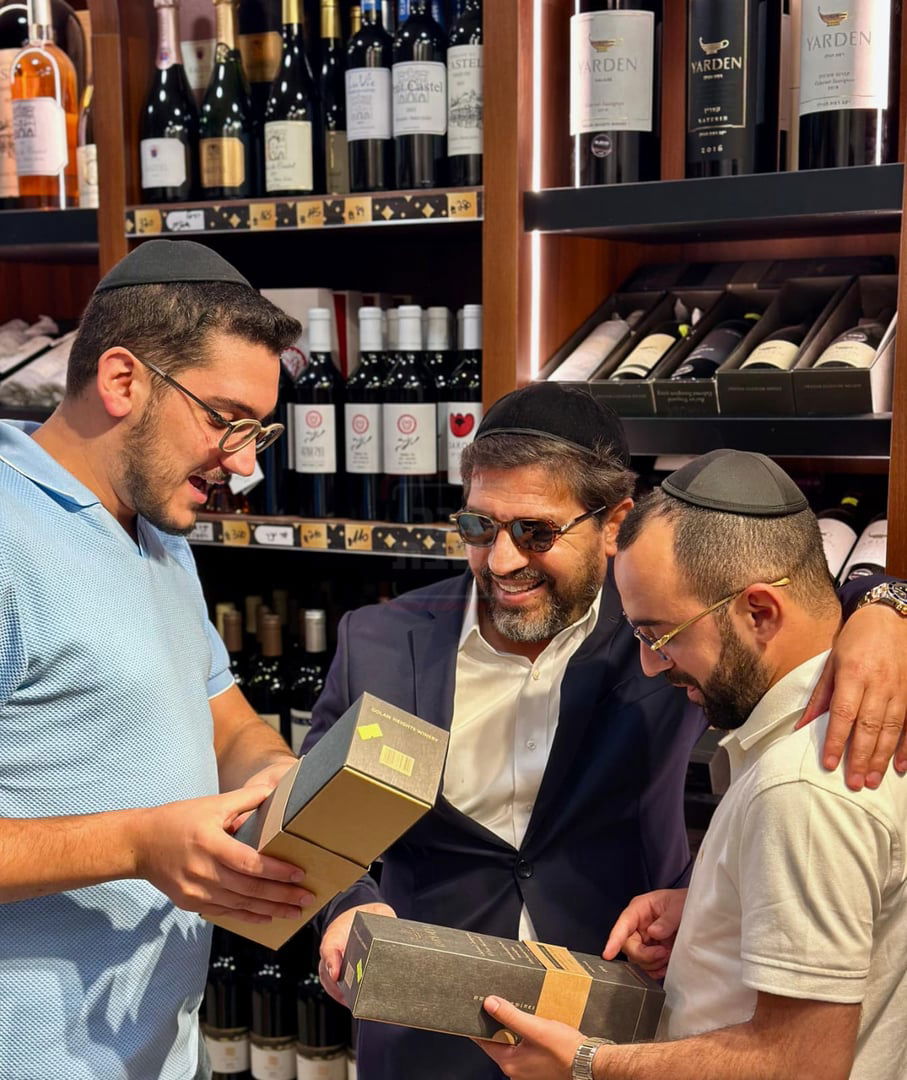 זופניק בכיכר | כל התמונות, הנייעס והחשיפות של בין הזמנים