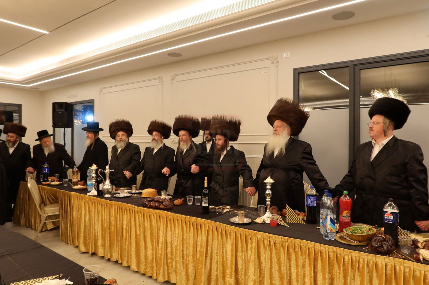 שמחת השבע ברכות בחצרות 'עטרת צבי' זידטשוב - ווערדאן 