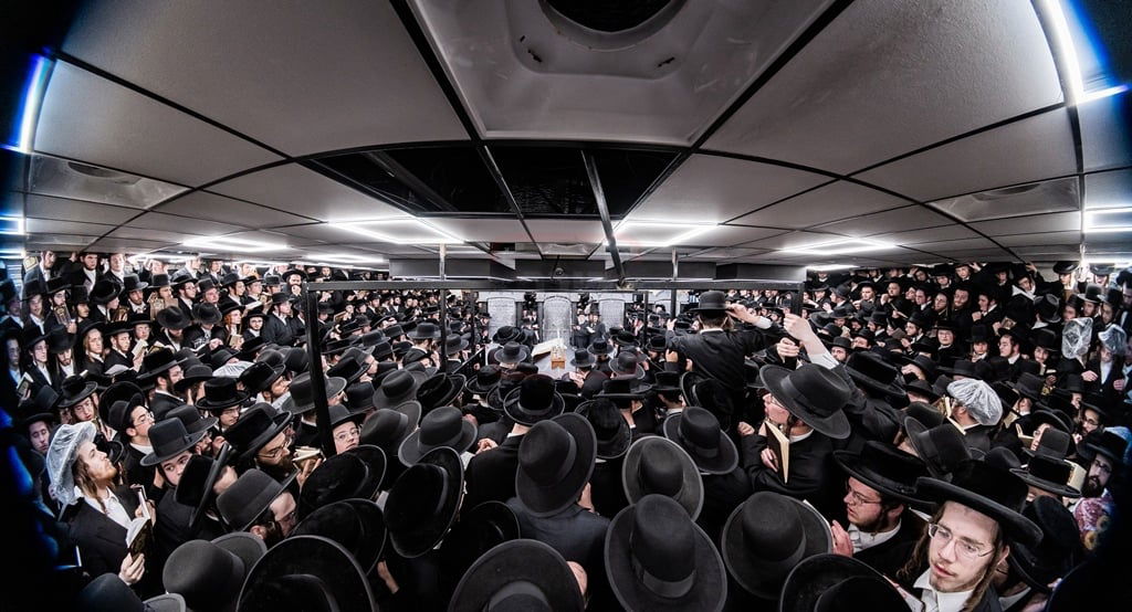 האדמו"ר מסאטמר בעליה לציון הק' של בעל ה'ויואל משה' ביום ההילולא