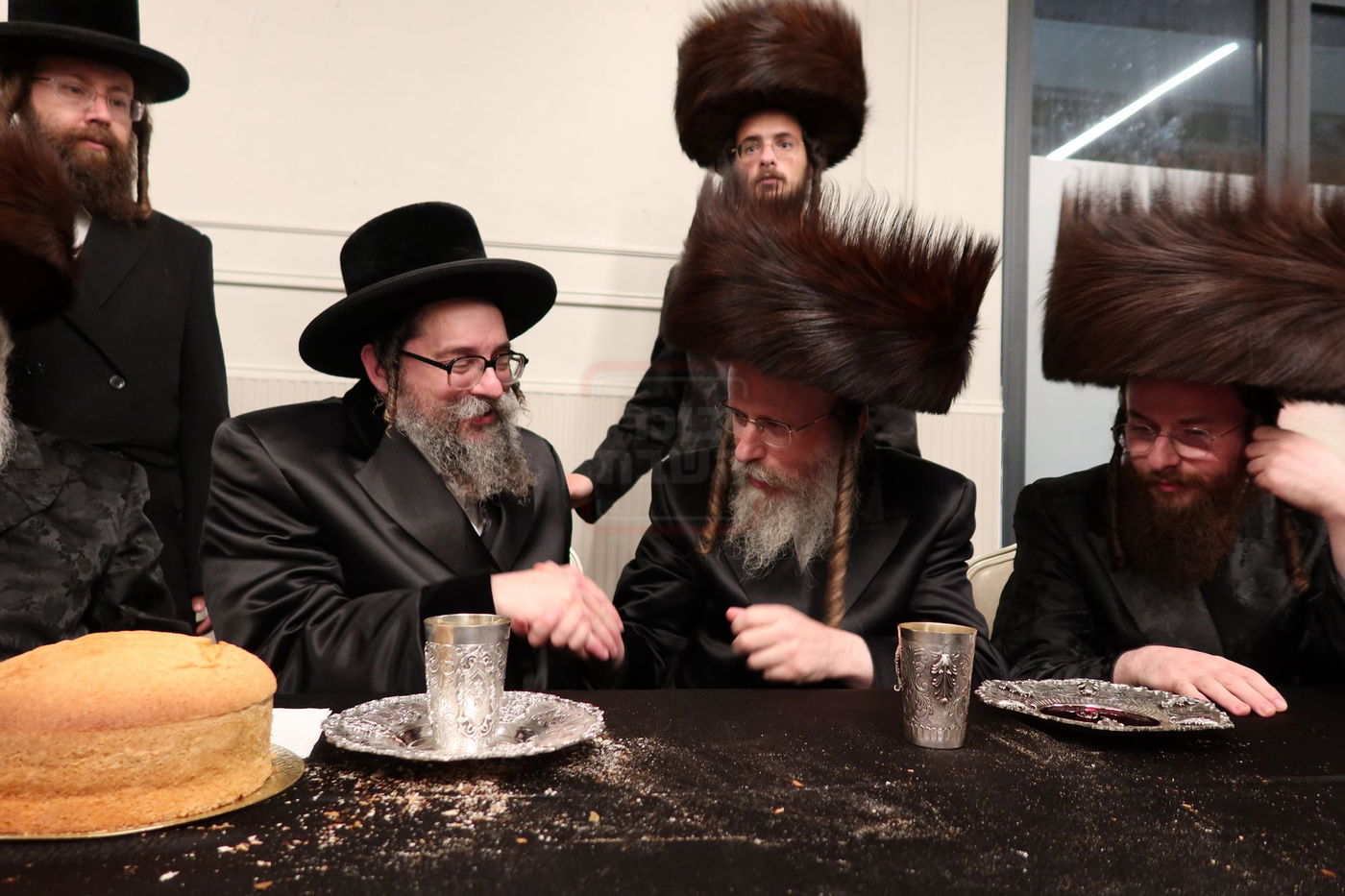 שמחת השבע ברכות בחצרות 'עטרת צבי' זידטשוב - ווערדאן 