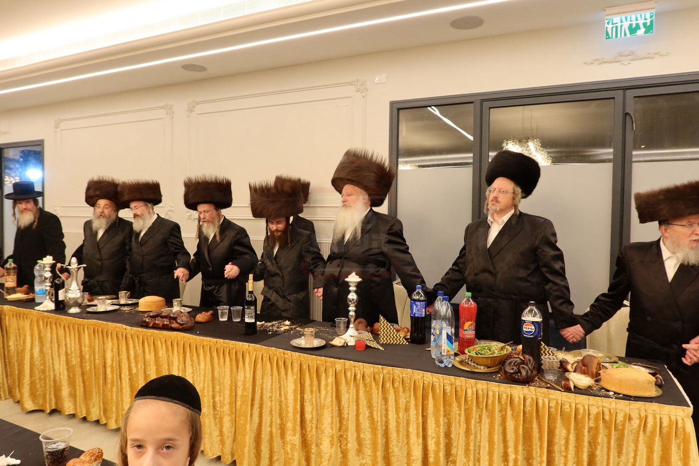 שמחת השבע ברכות בחצרות 'עטרת צבי' זידטשוב - ווערדאן 