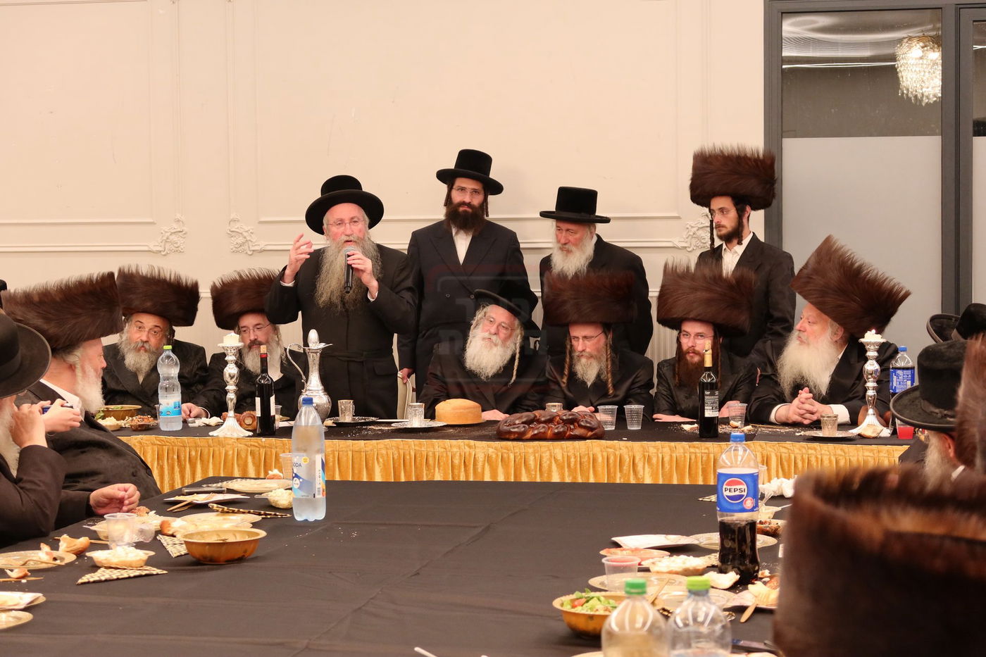 שמחת השבע ברכות בחצרות 'עטרת צבי' זידטשוב - ווערדאן 