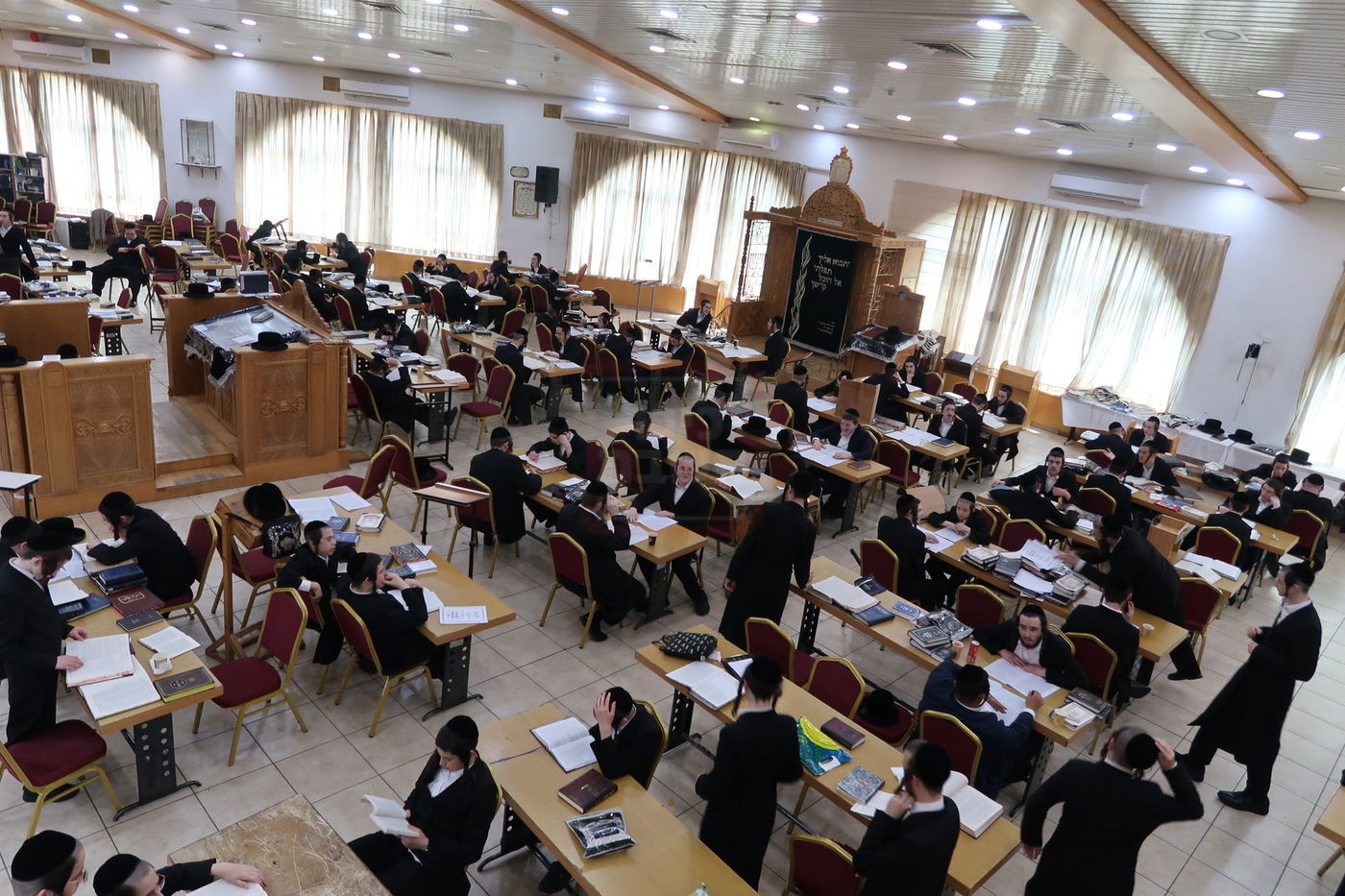 קעמפ לבחורי סאדיגורה