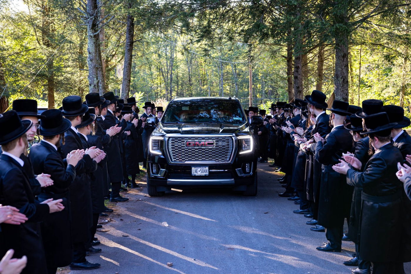 האדמו"ר מבאבוב 45 שב"ק מברכים חודש אלול בסוואן לעיק