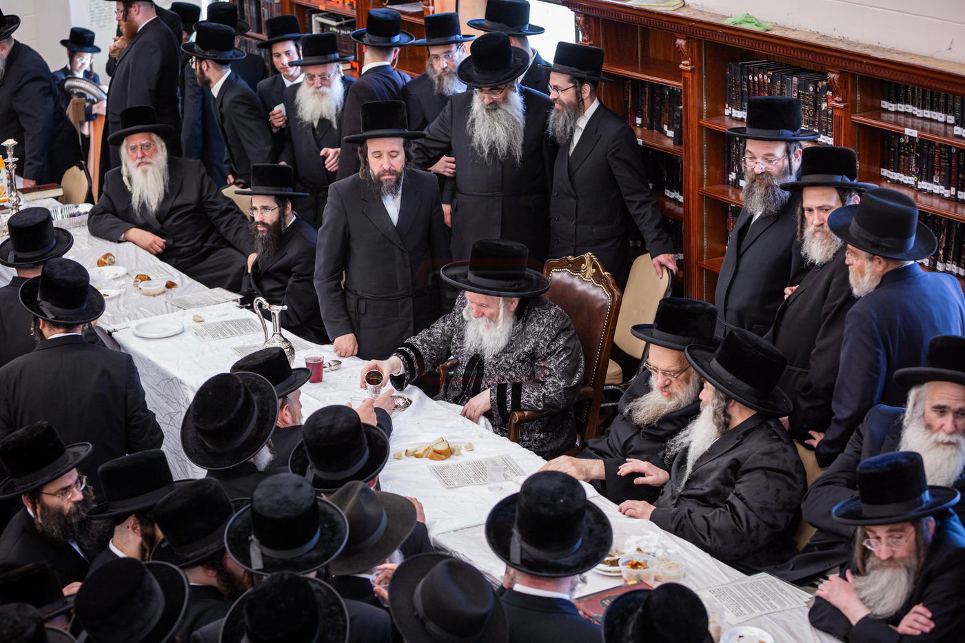 ראש חודש אלול בצל האדמו"ר מבאבוב