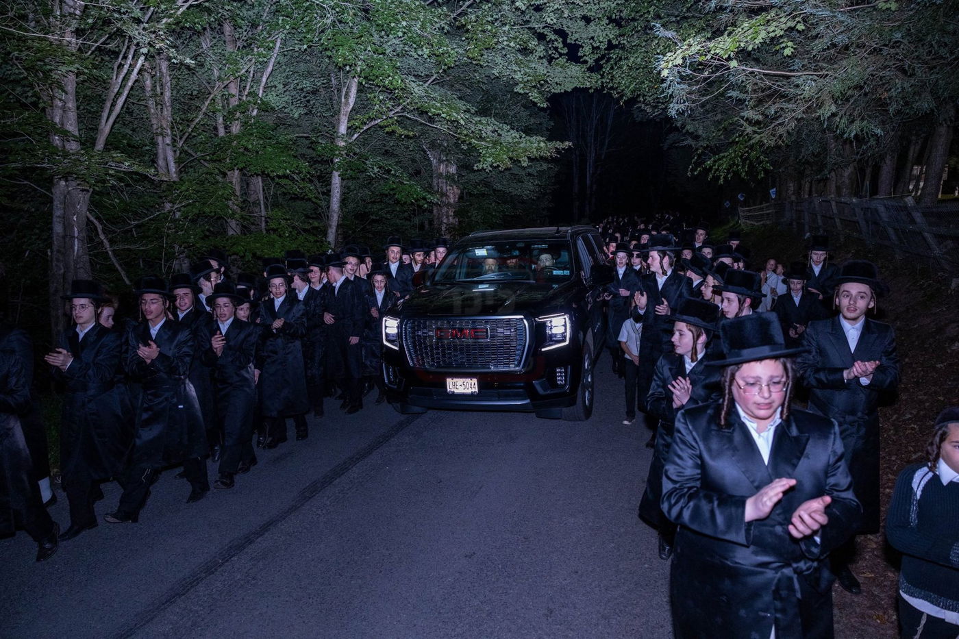 האדמו"ר מבאבוב 45 שב"ק מברכים חודש אלול בסוואן לעיק