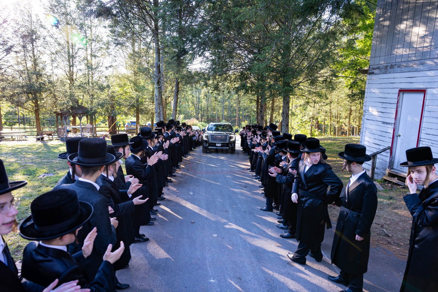 האדמו"ר מבאבוב 45 שב"ק מברכים חודש אלול בסוואן לעיק