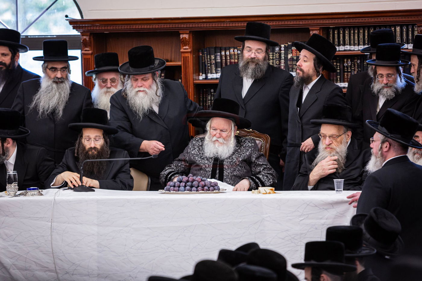 ראש חודש אלול בצל האדמו"ר מבאבוב