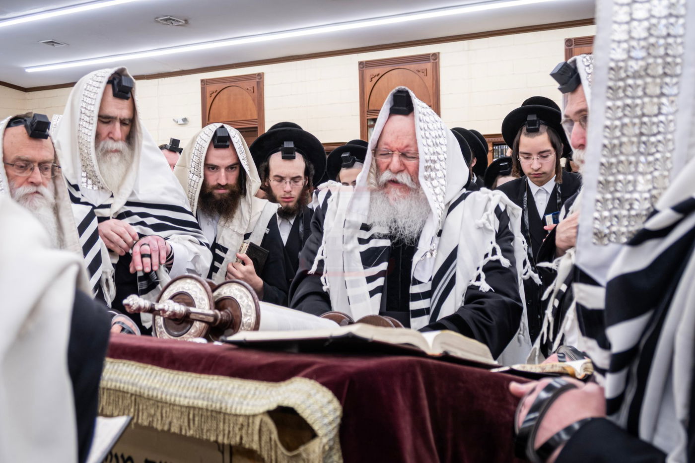 ראש חודש אלול בצל האדמו"ר מבאבוב