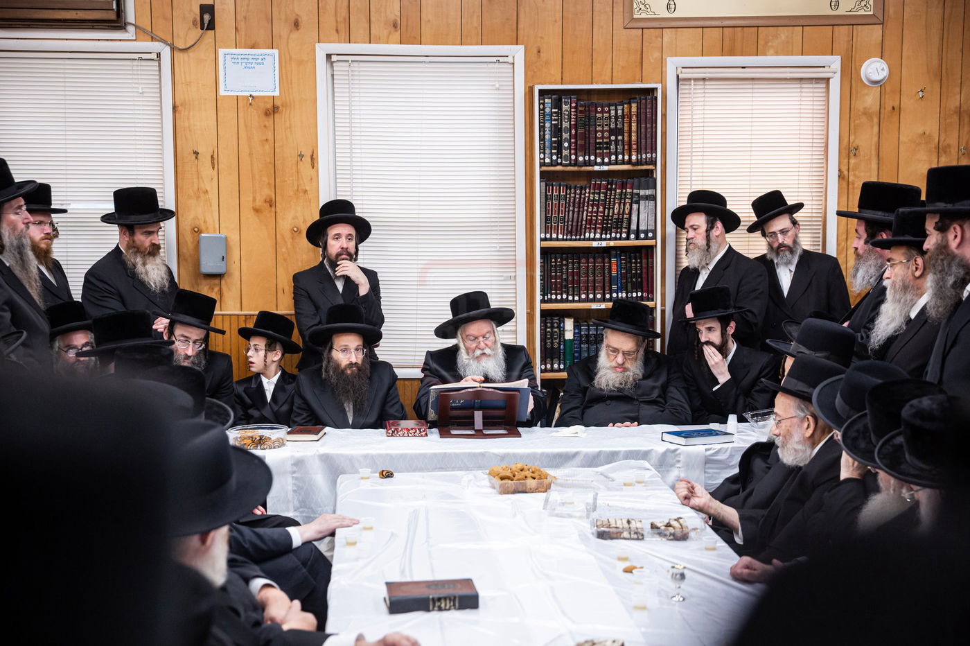 ראש חודש אלול בצל האדמו"ר מבאבוב