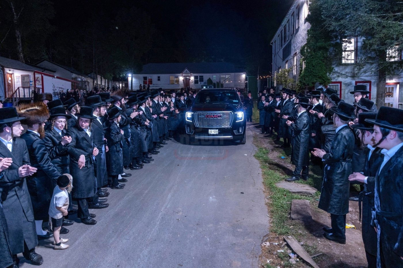 האדמו"ר מבאבוב 45 שב"ק מברכים חודש אלול בסוואן לעיק