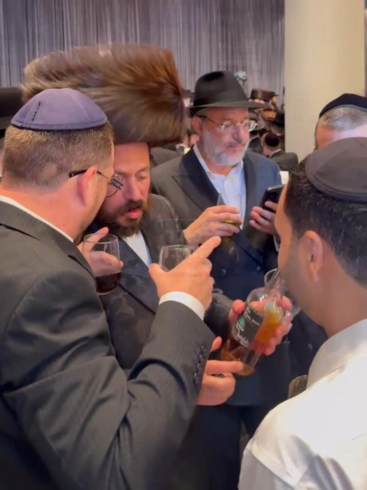 זופניק בכיכר | כל התמונות, הנייעס והחשיפות של השבוע