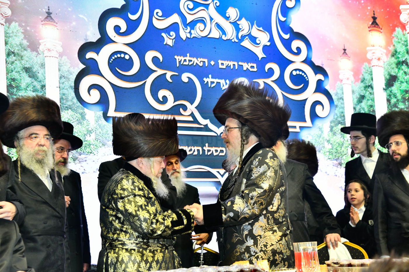 עם יבלחט"א גיסו האדמו"ר מביאלה ב"ב