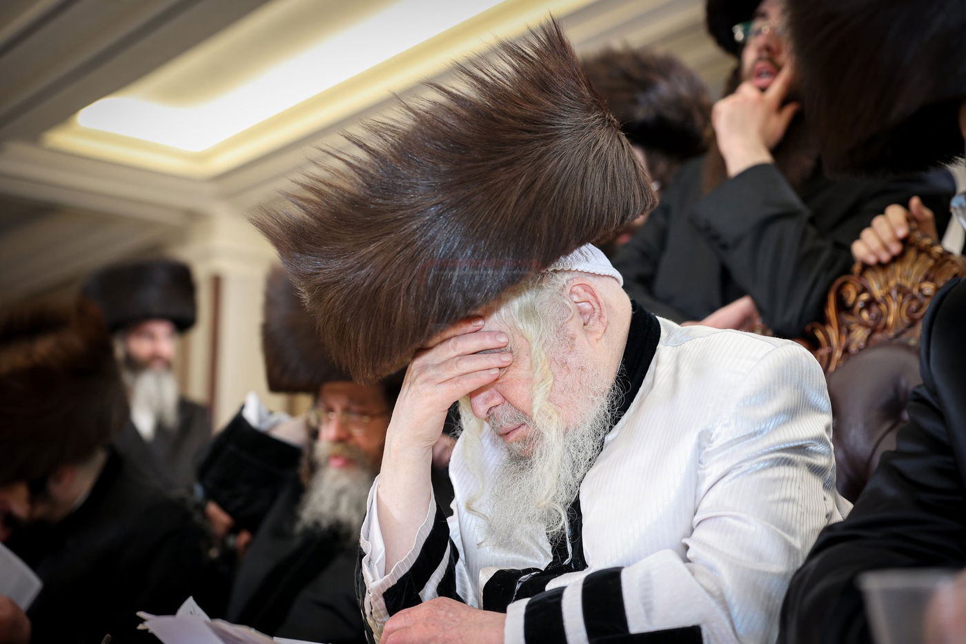 האדמו"ר מקרעטשניף סיגעט זצ"ל בשמחת נישואי נכדתו