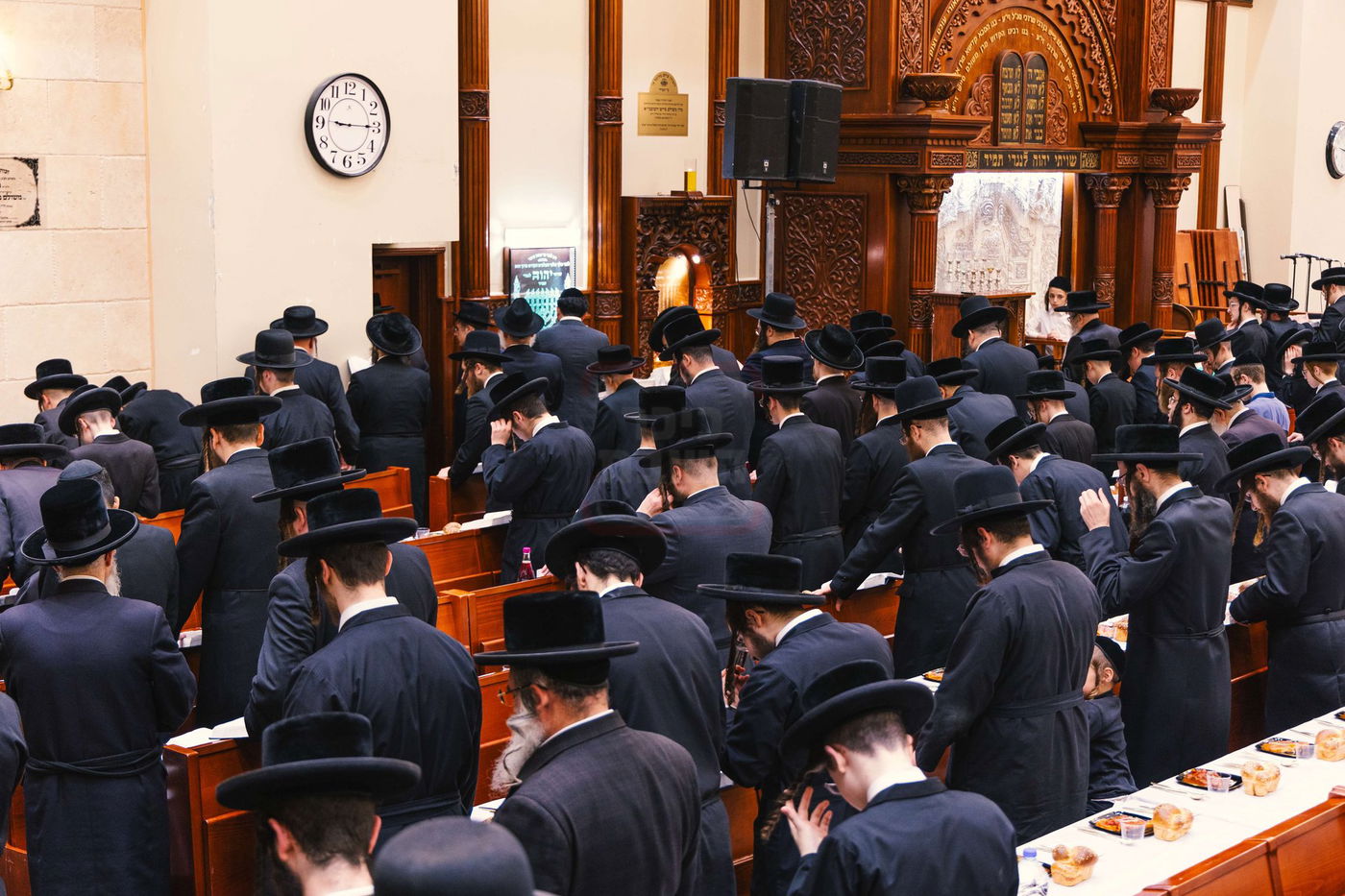 תפילת ערבית ביום ההילולא בטאהש