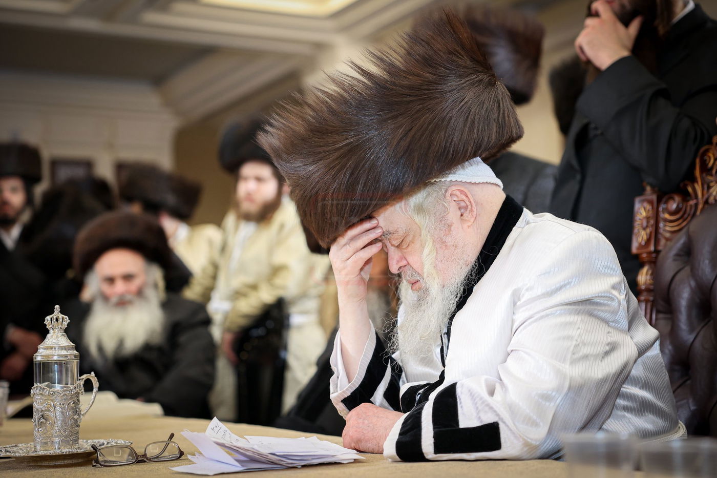 האדמו"ר מקרעטשניף סיגעט זצ"ל בשמחת נישואי נכדתו