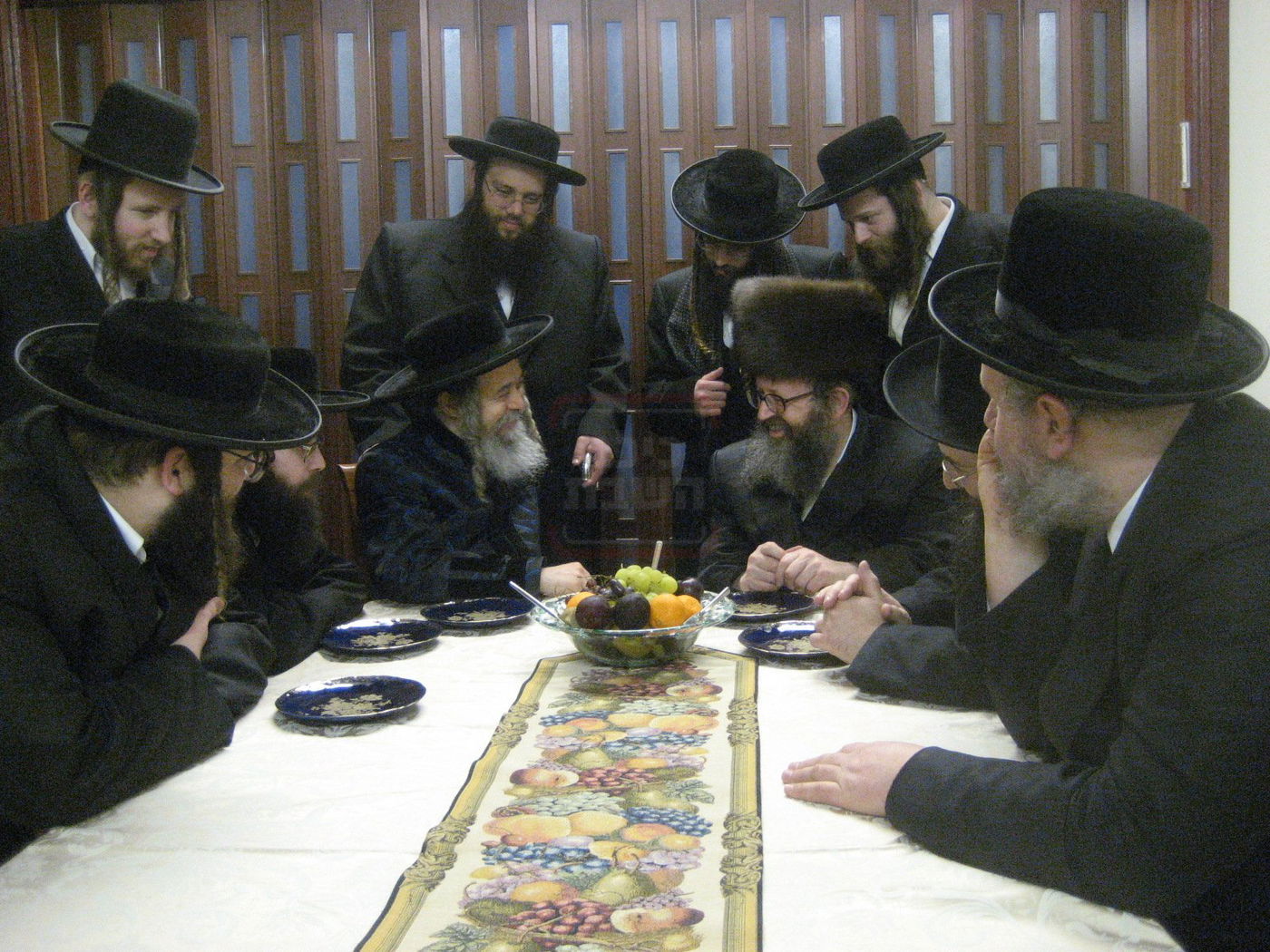 מראות חייו של האדמו"ר מקרעטשניף סיגעט זצ"ל