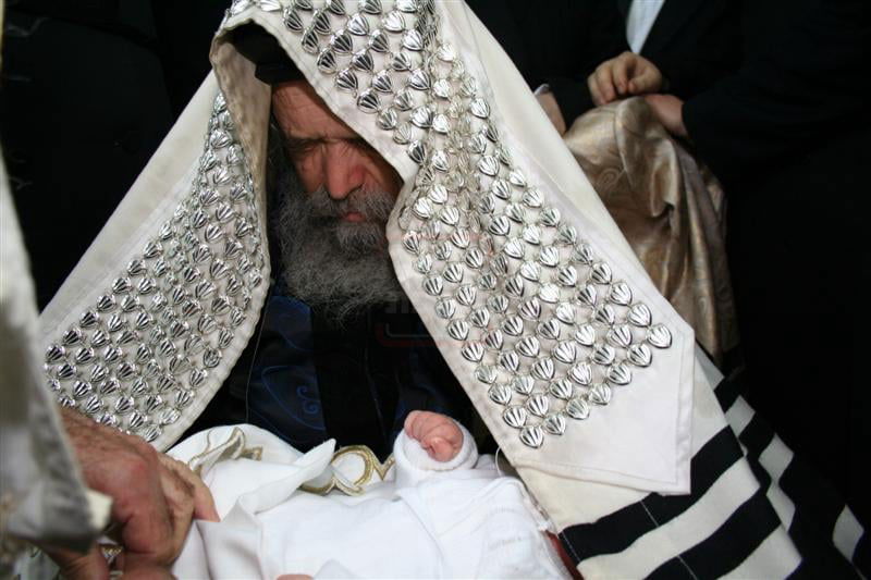 מראות חייו של האדמו"ר מקרעטשניף סיגעט זצ"ל