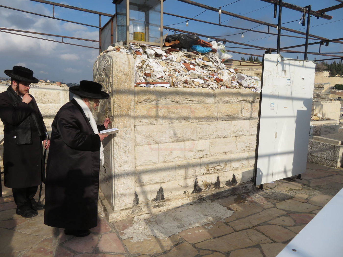 מראות חייו של האדמו"ר מקרעטשניף סיגעט זצ"ל