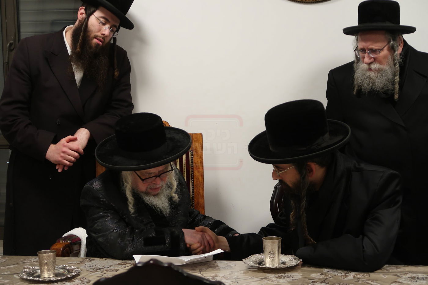 מראות חייו של האדמו"ר מקרעטשניף סיגעט זצ"ל