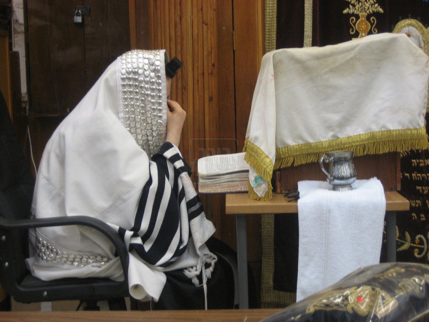 מראות חייו של האדמו"ר מקרעטשניף סיגעט זצ"ל