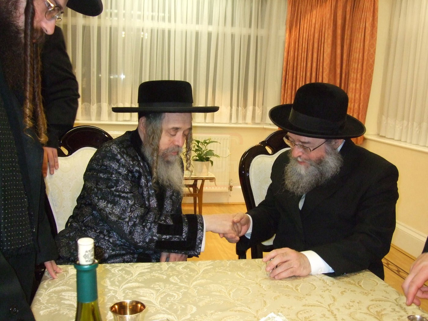 מראות חייו של האדמו"ר מקרעטשניף סיגעט זצ"ל