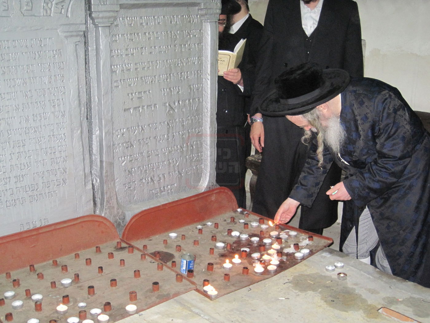 מראות חייו של האדמו"ר מקרעטשניף סיגעט זצ"ל