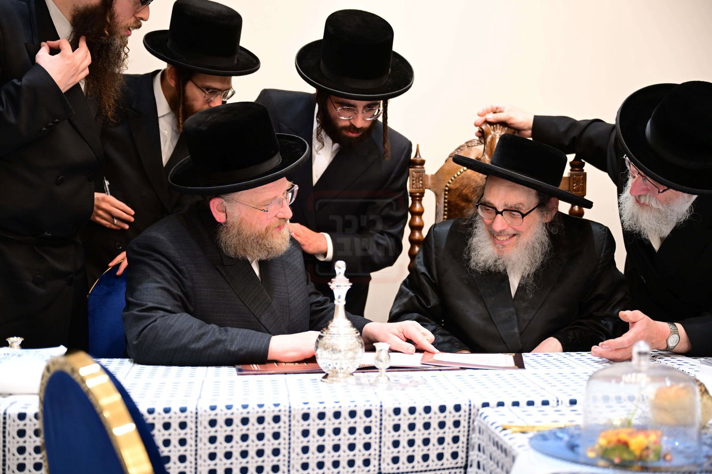 ועידת קרן היסוד בחצה"ק פאפא