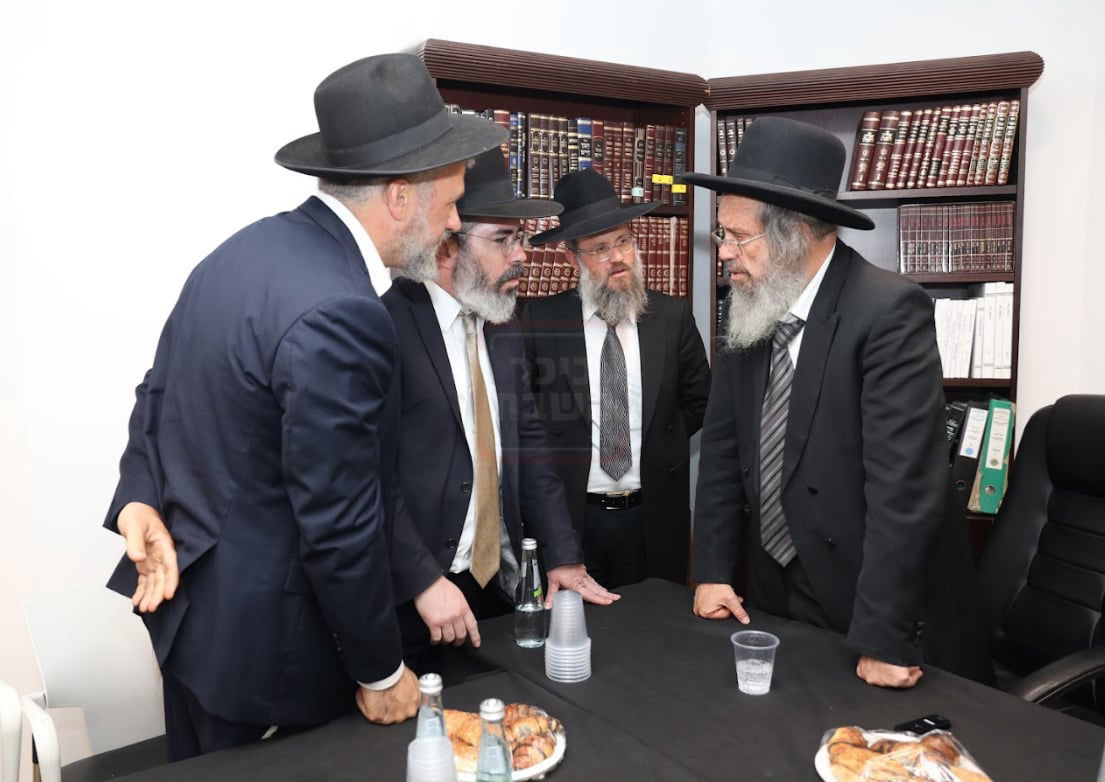 ראש הישיבה הגר"ד בפתיחת 'זמן אלול' בישיבת 'כהנא' בפתח תקווה