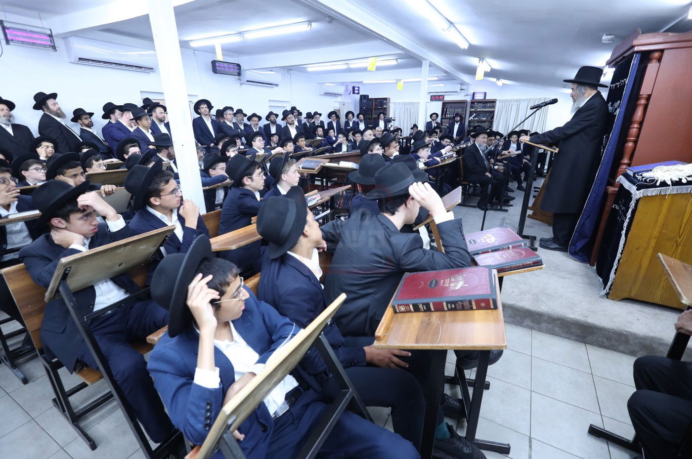 ראש הישיבה הגר"ד בפתיחת 'זמן אלול' בישיבת 'כהנא' בפתח תקווה