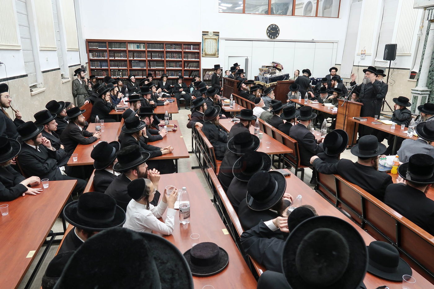 עצרת התעוררות ככלות השבעה על האדמו"ר מקרעטשניף סיגעט זצ"ל