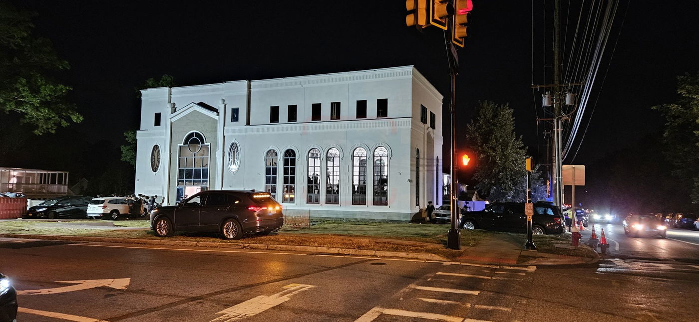 שמחת שבע הברכות בחצה"ק רחמסטריווקא אוקנוויין 