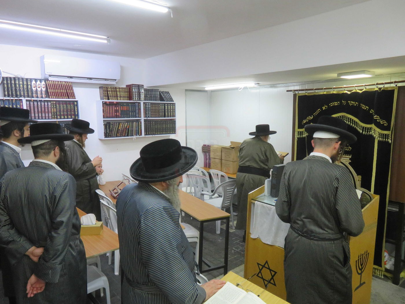 האדמו"ר מתולדות אהרן בביקור הוד בבית שמש