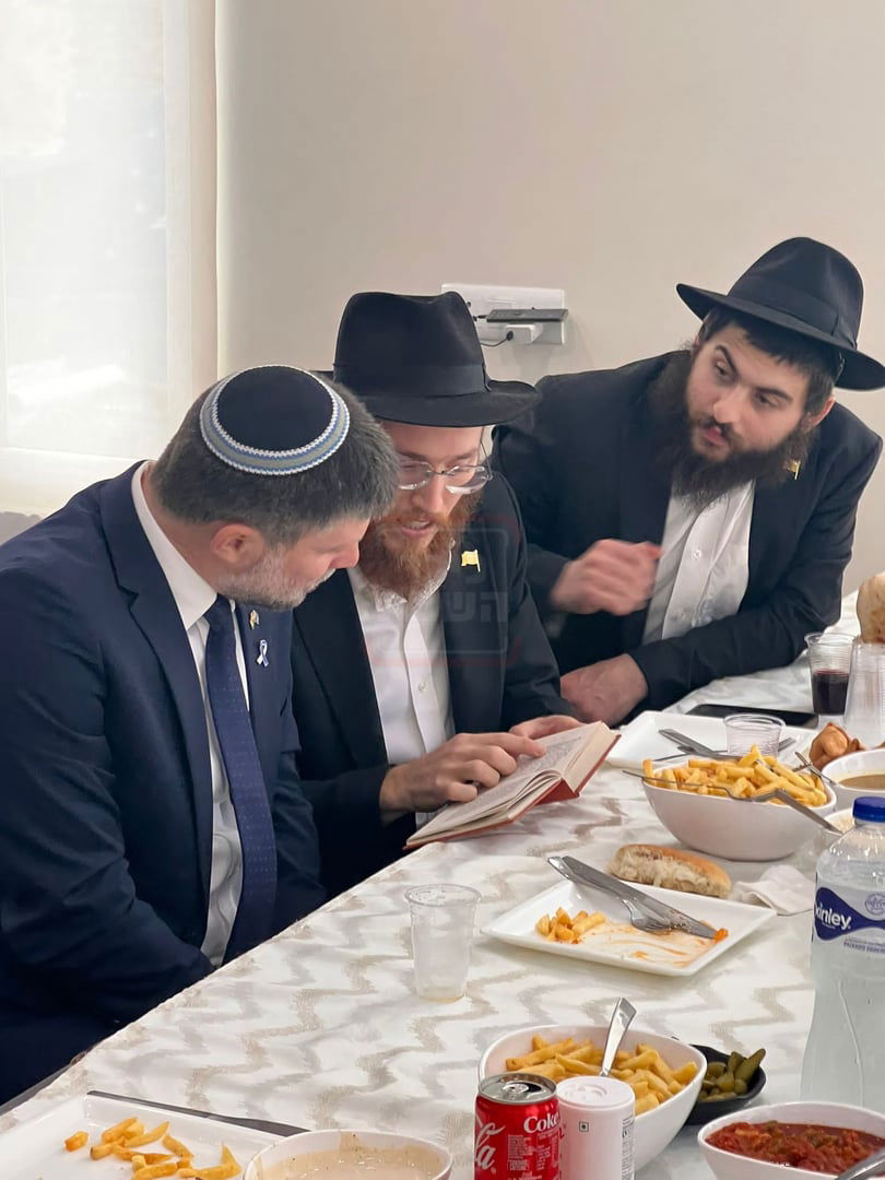 זופניק בכיכר | כל התמונות, הנייעס והחשיפות של השבוע